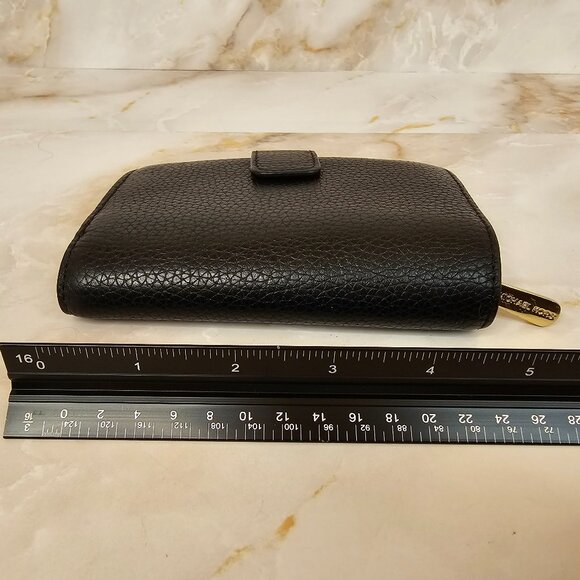 Michael Kors Black Wallet - Picture 2 of 5